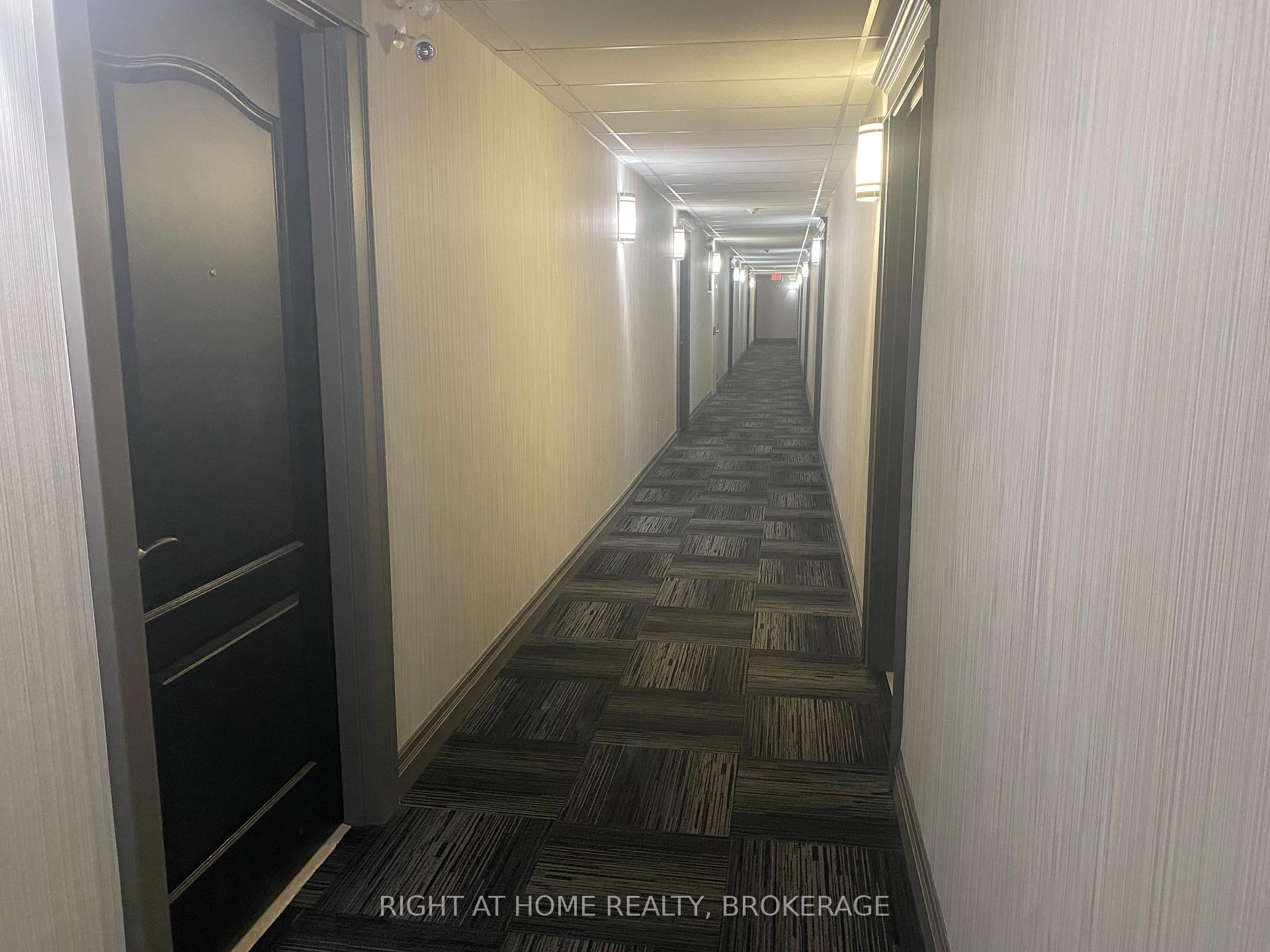 Photo 15 of Unit 301, 5327 Upper Middle Drive, Burlington, Orchard — HOMEH