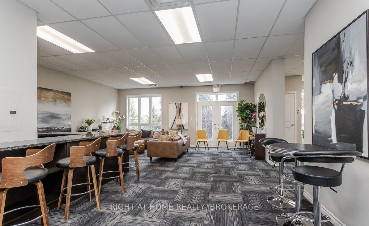 Photo 16 of Unit 301, 5327 Upper Middle Drive, Burlington, Orchard — HOMEH