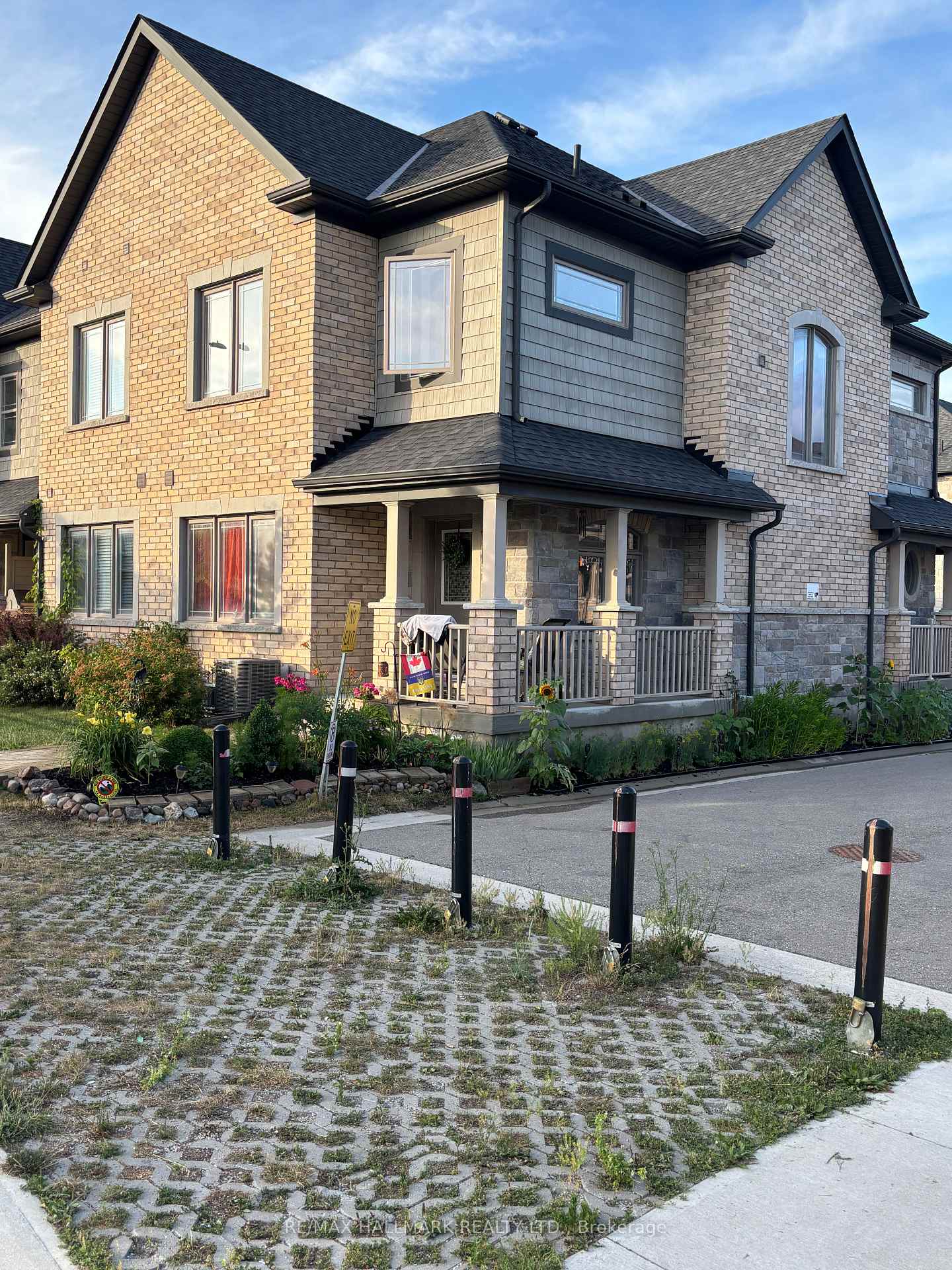 Photo 2 of 57 Batteaux Street, Barrie, Ardagh — HOMEH