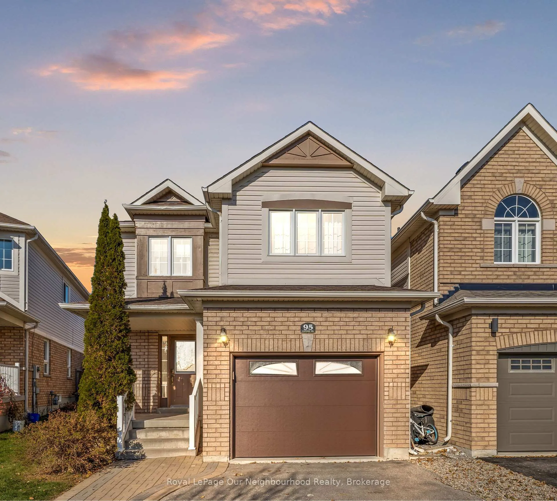 Photo 1 of 95 Laprade Square, Clarington, Bowmanville — HOMEH