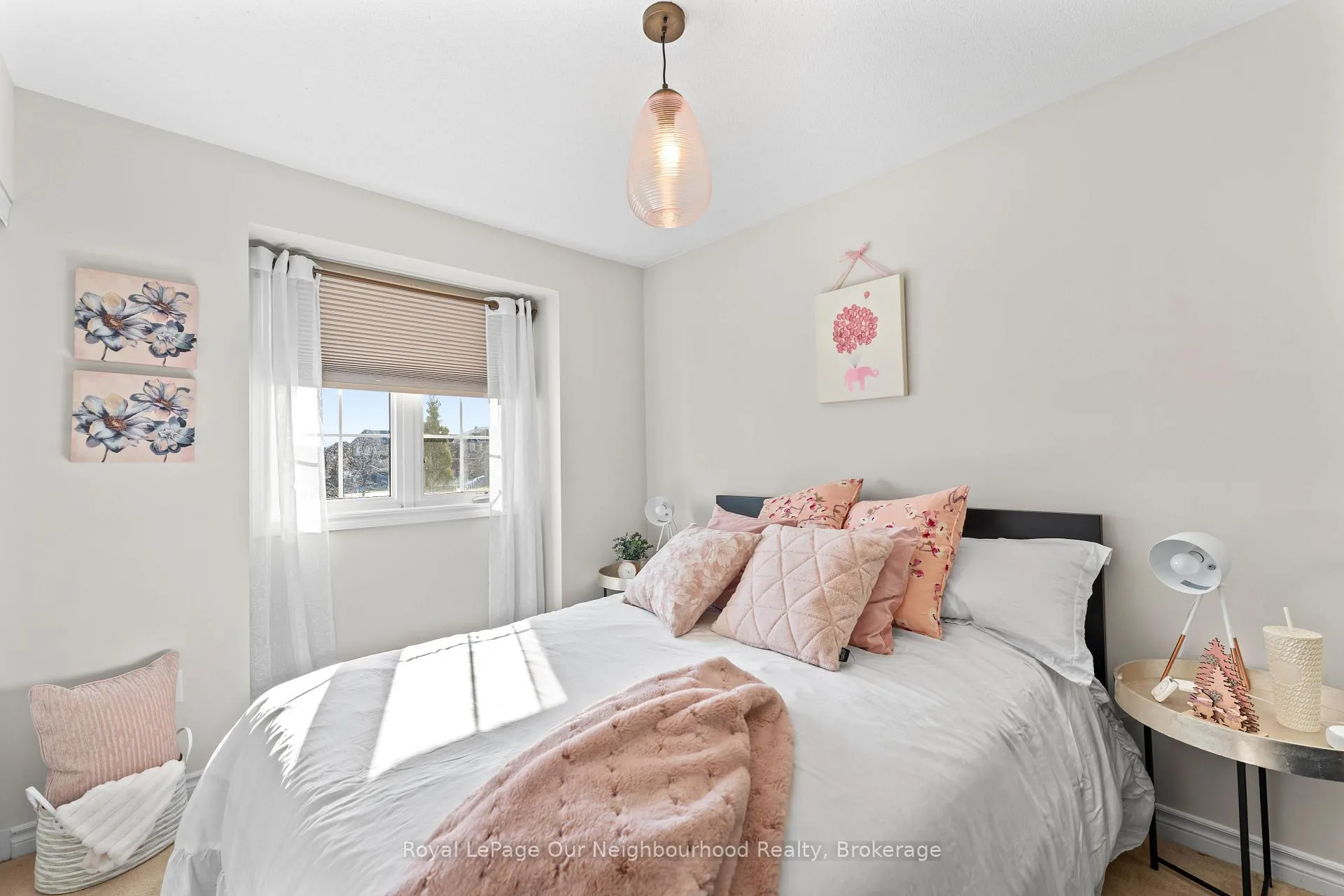 Photo 17 of 95 Laprade Square, Clarington, Bowmanville — HOMEH