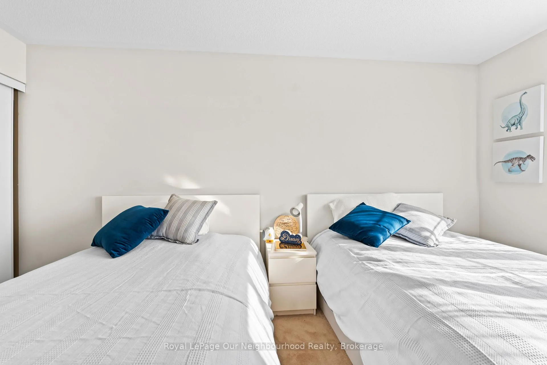Photo 20 of 95 Laprade Square, Clarington, Bowmanville — HOMEH