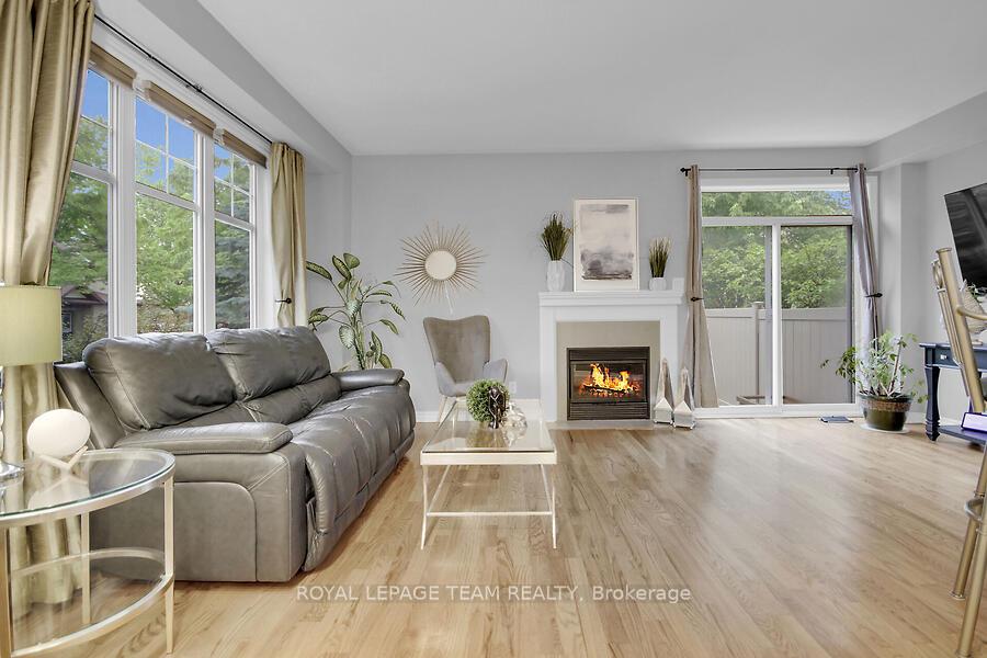 Photo 10 of 70 Oldfield Street, Ottawa, Barrhaven East — HOMEH