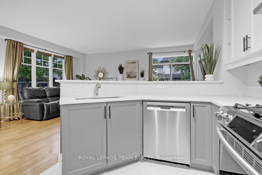 Photo 16 of 70 Oldfield Street, Ottawa, Barrhaven East — HOMEH