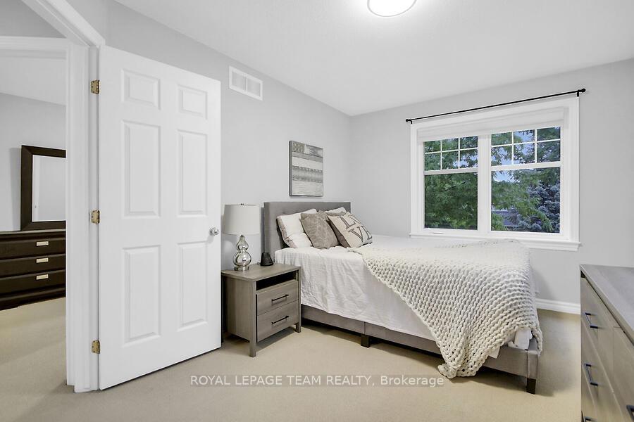 Photo 24 of 70 Oldfield Street, Ottawa, Barrhaven East — HOMEH