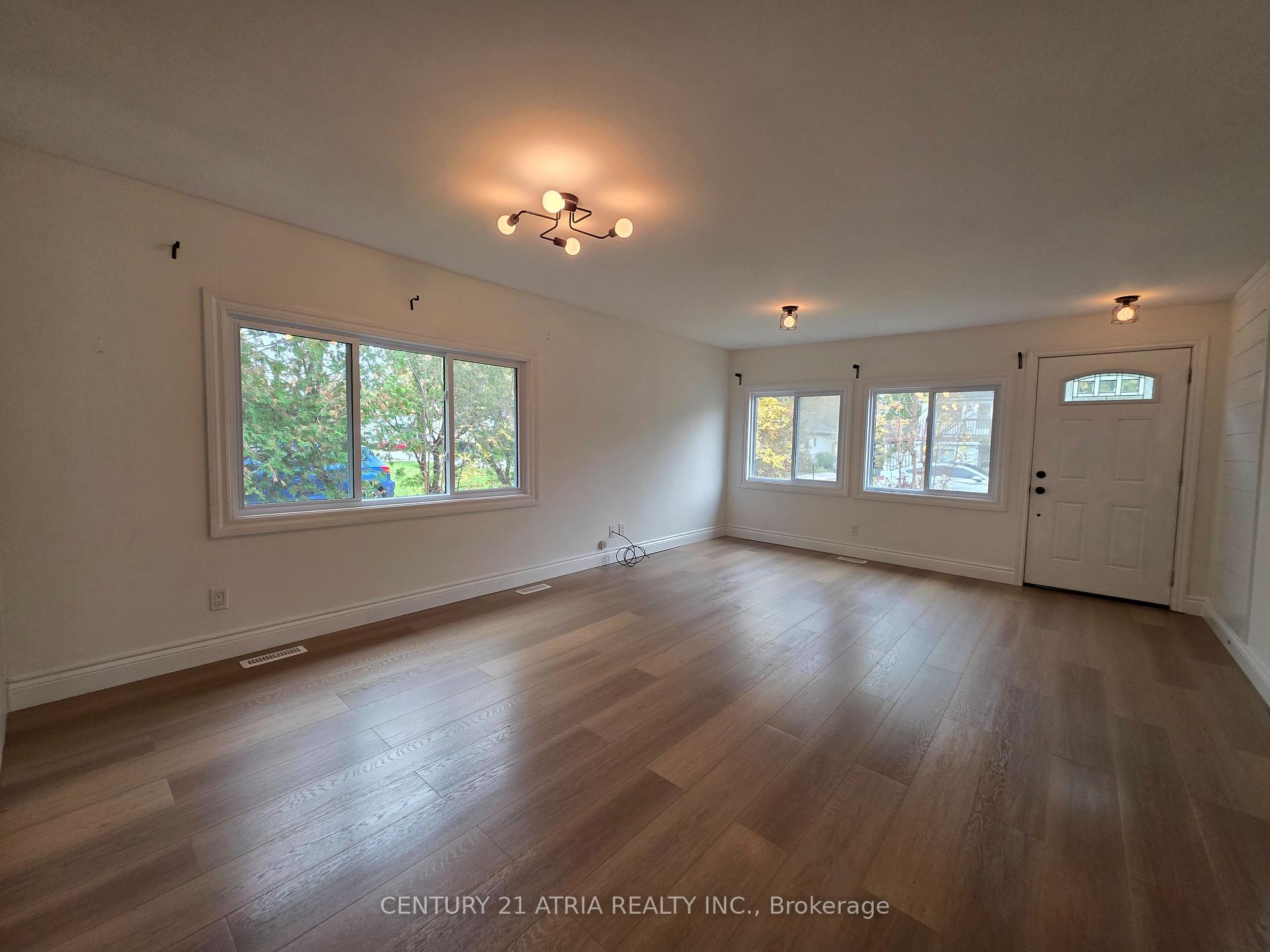 Photo 2 of 257 Pine Beach Drive, Georgina, Keswick South — HOMEH