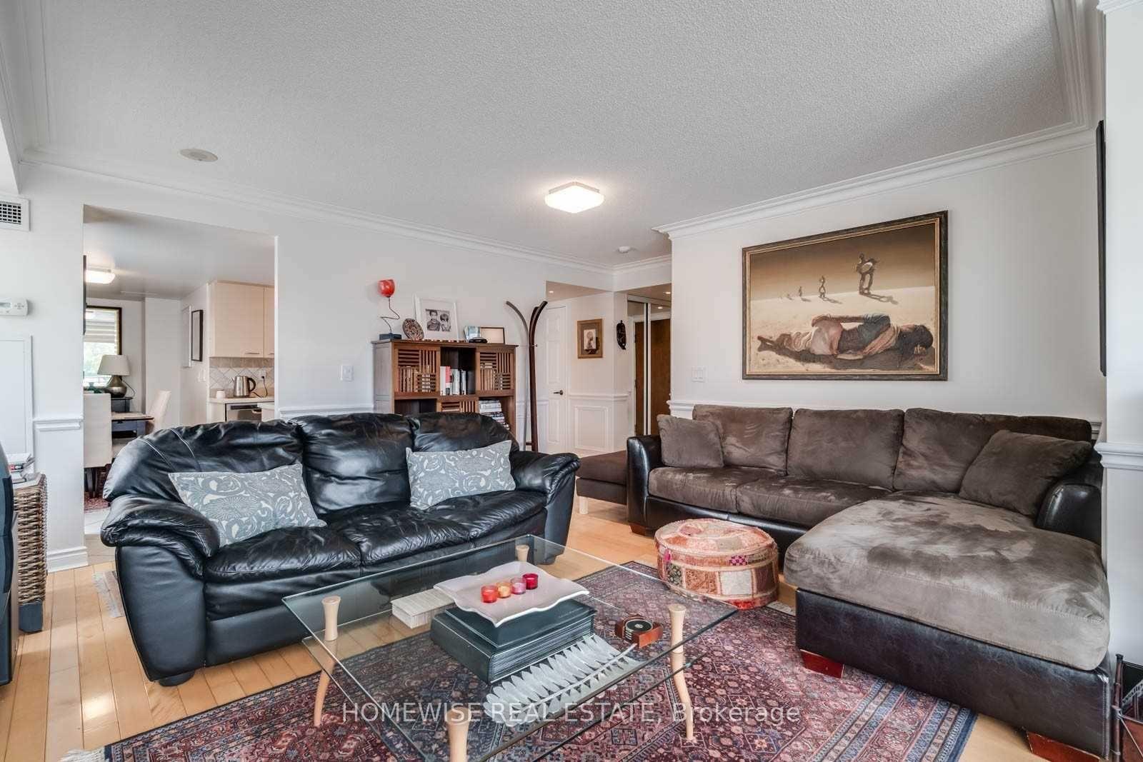 Photo 1 of Unit 212, 130 Pond Drive, Markham, Commerce Valley — HOMEH