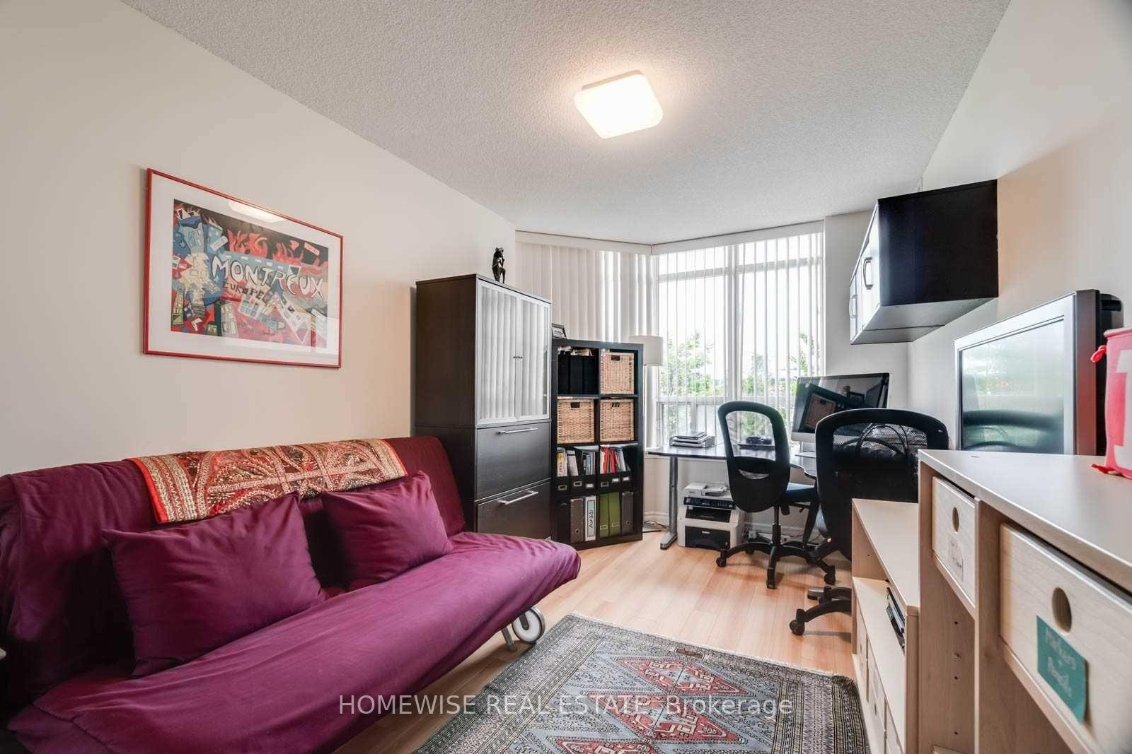 Photo 10 of Unit 212, 130 Pond Drive, Markham, Commerce Valley — HOMEH