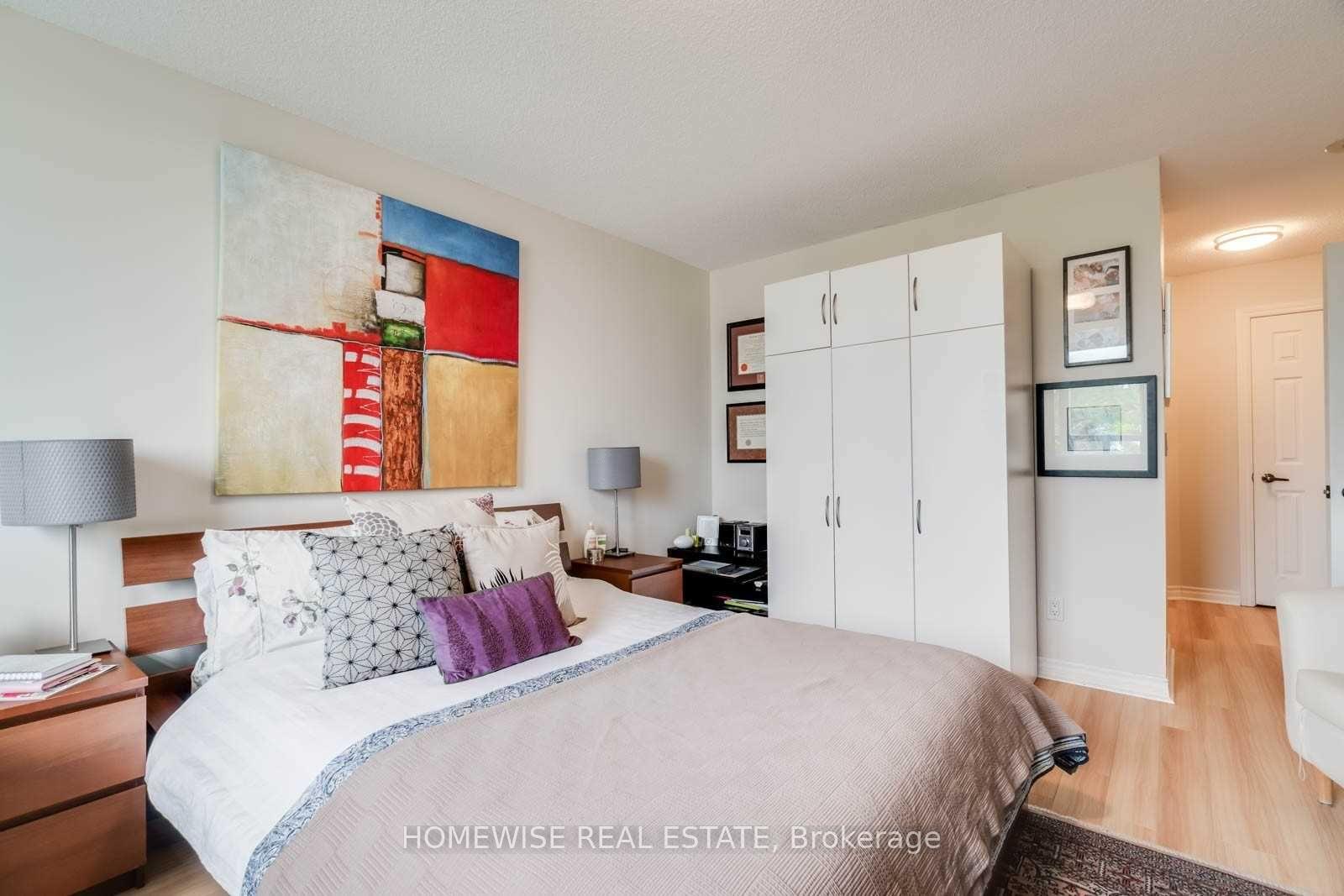 Photo 15 of Unit 212, 130 Pond Drive, Markham, Commerce Valley — HOMEH