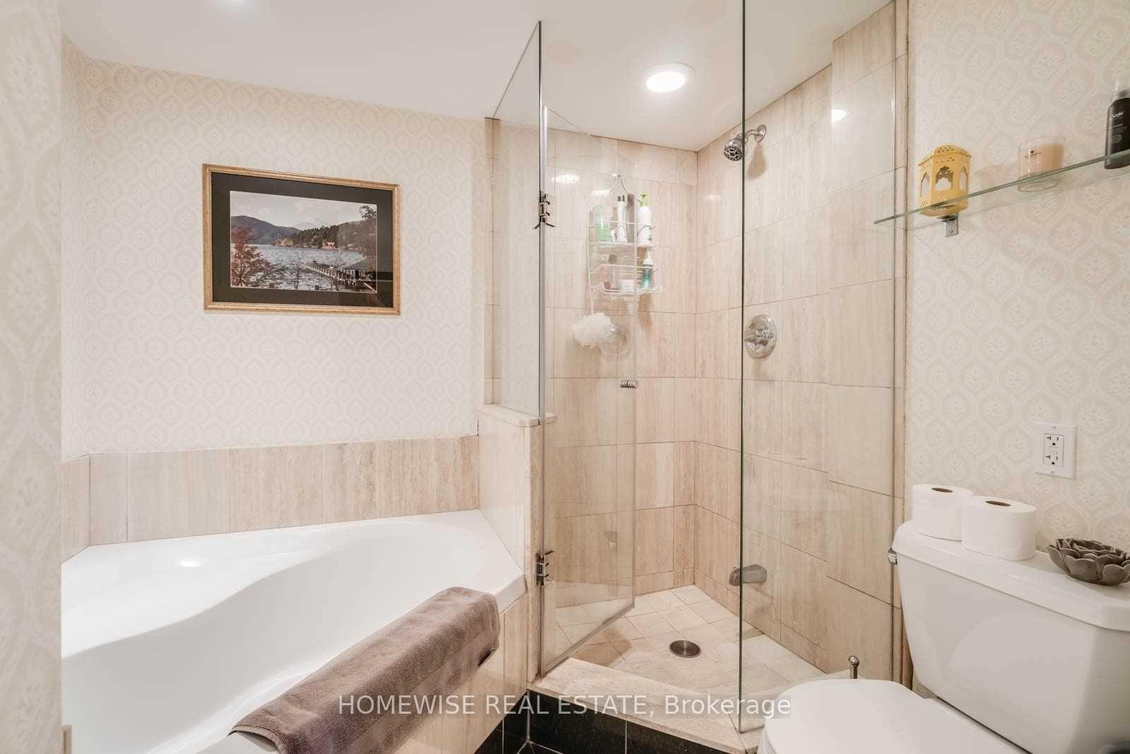 Photo 17 of Unit 212, 130 Pond Drive, Markham, Commerce Valley — HOMEH