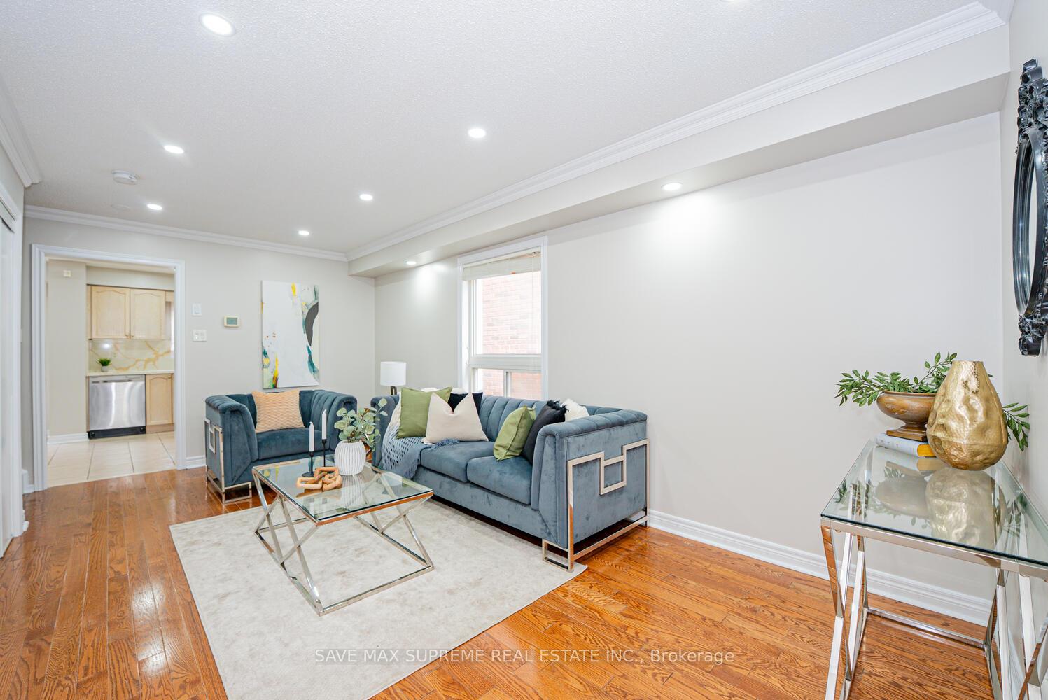 Photo 16 of 74 Ridgemore Crescent, Brampton, Fletcher's Meadow — HOMEH