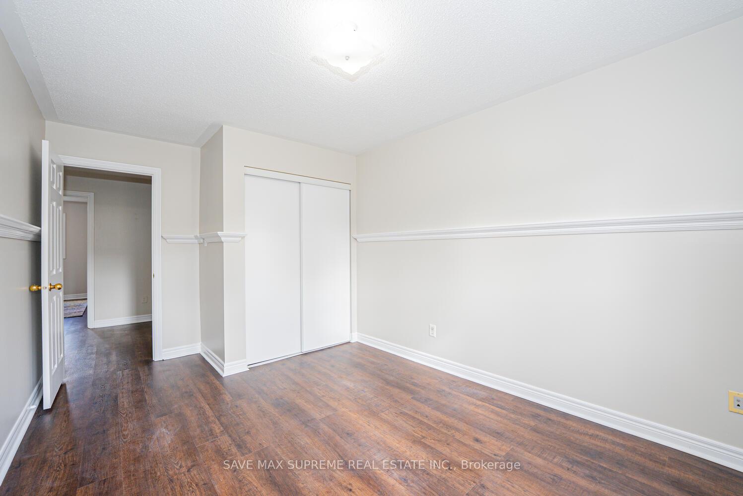 Photo 35 of 74 Ridgemore Crescent, Brampton, Fletcher's Meadow — HOMEH