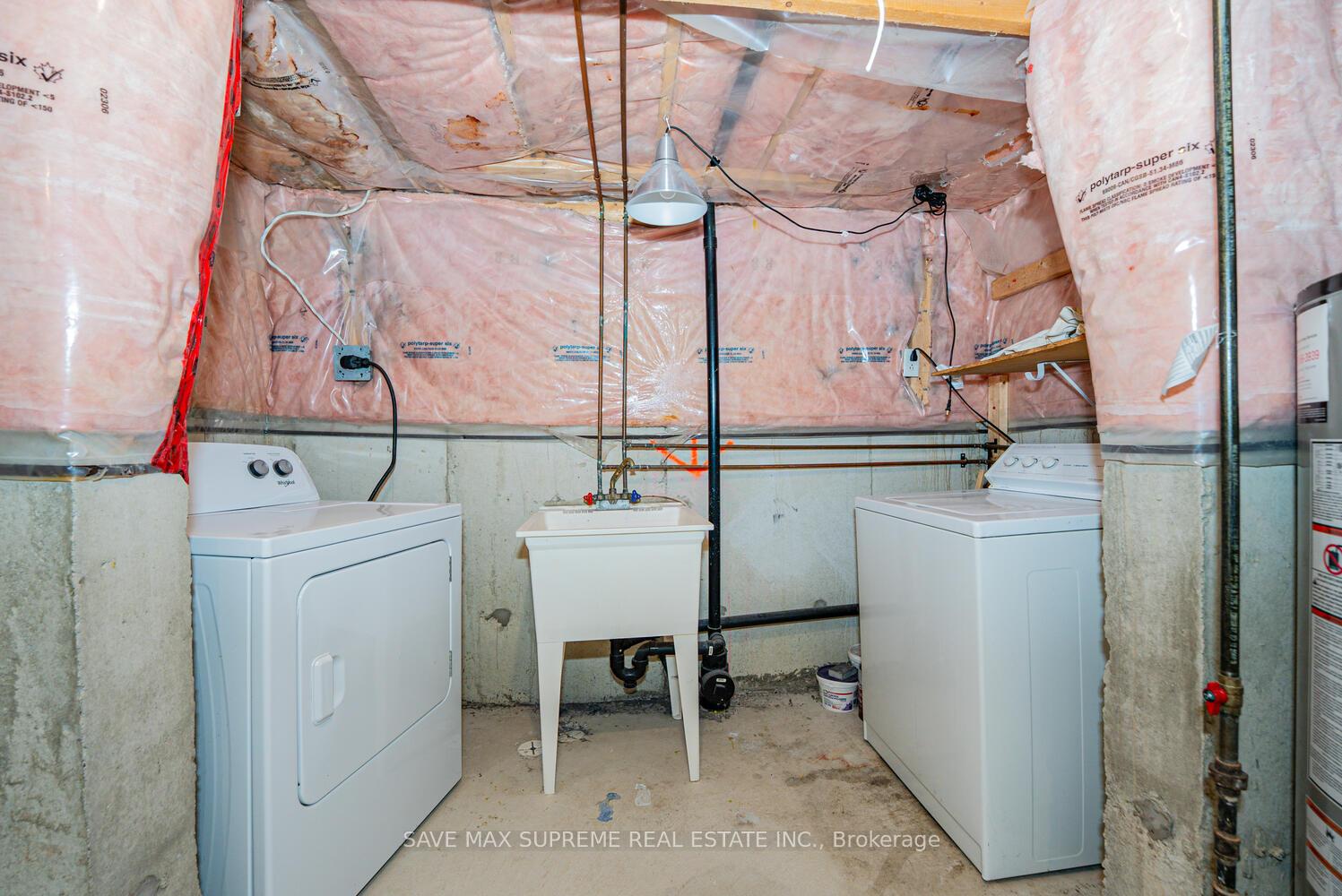 Photo 37 of 74 Ridgemore Crescent, Brampton, Fletcher's Meadow — HOMEH