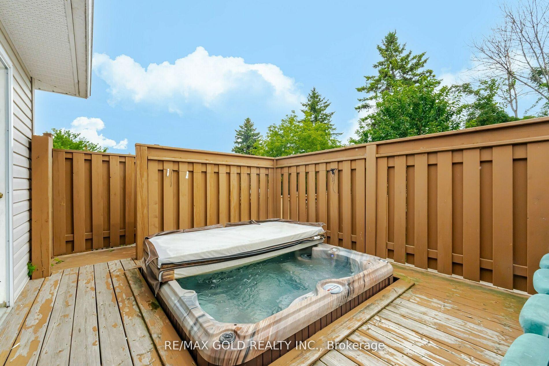 Photo 13 of 564 Simcoe Street, Collingwood — HOMEH