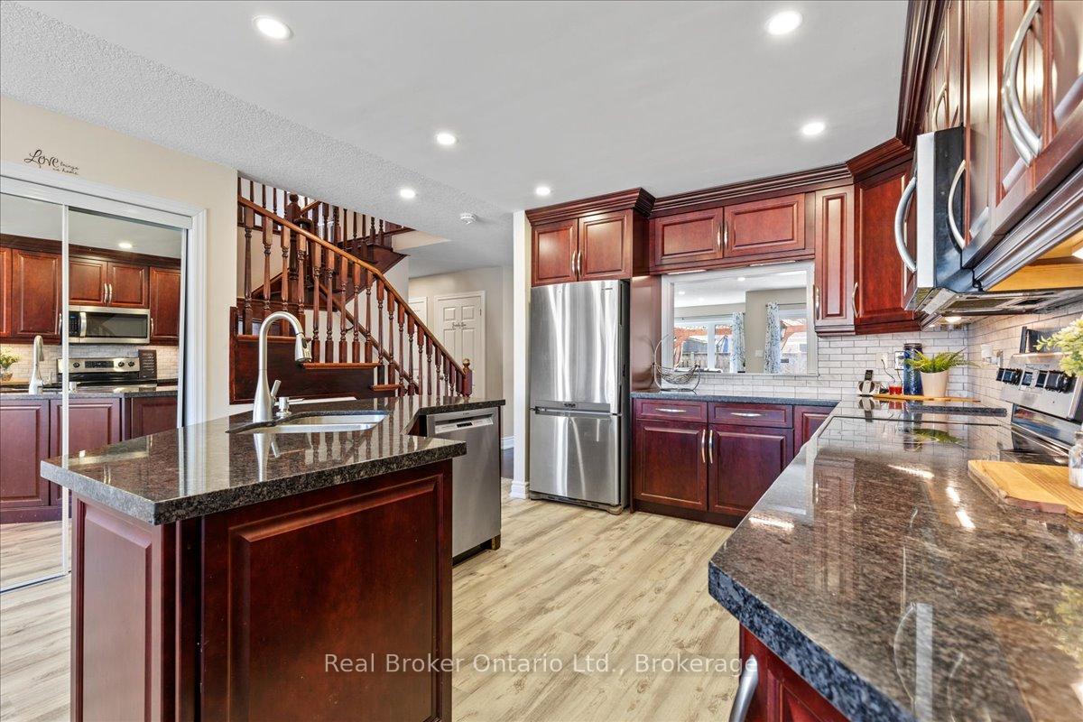 Photo 6 of 125 Blackburn Drive, Brant, Brantford Twp — HOMEH