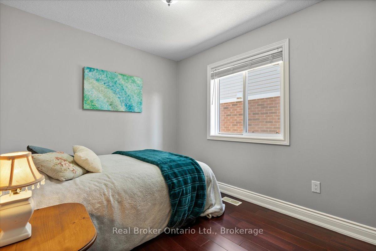 Photo 14 of 125 Blackburn Drive, Brant, Brantford Twp — HOMEH