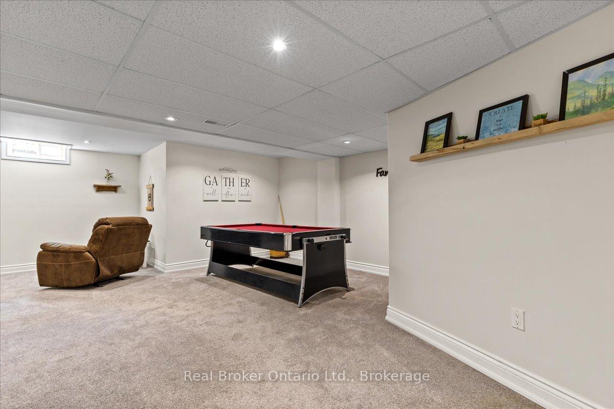 Photo 32 of 125 Blackburn Drive, Brant, Brantford Twp — HOMEH