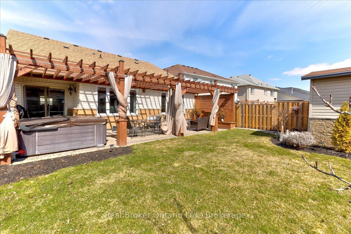 Photo 46 of 125 Blackburn Drive, Brant, Brantford Twp — HOMEH