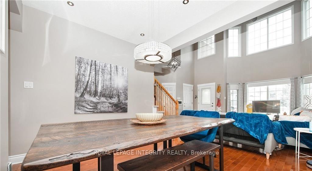 Photo 3 of 5 Bracewood Way, Ottawa, Barrhaven - Stonebridge — HOMEH