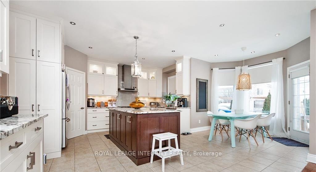 Photo 5 of 5 Bracewood Way, Ottawa, Barrhaven - Stonebridge — HOMEH