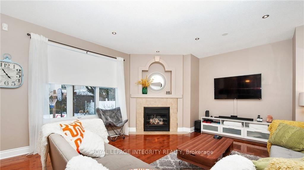 Photo 10 of 5 Bracewood Way, Ottawa, Barrhaven - Stonebridge — HOMEH