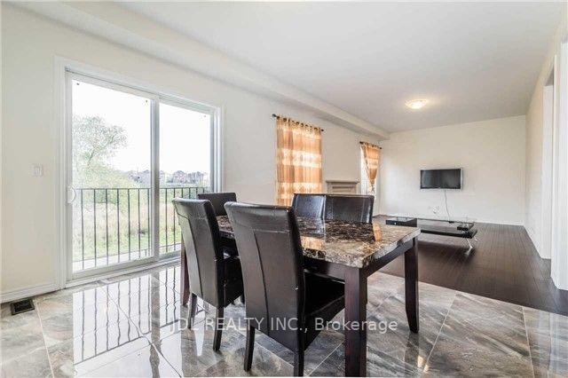 Photo 6 of 36 Boland Court, Aurora, Rural Aurora — HOMEH