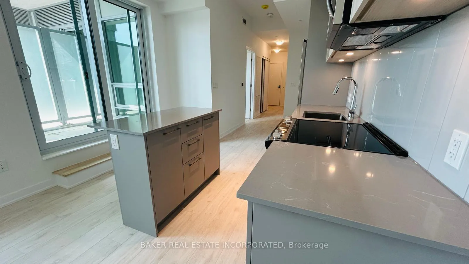 Photo 6 of Unit 201, 500 Plains Road E, Burlington, LaSalle — HOMEH