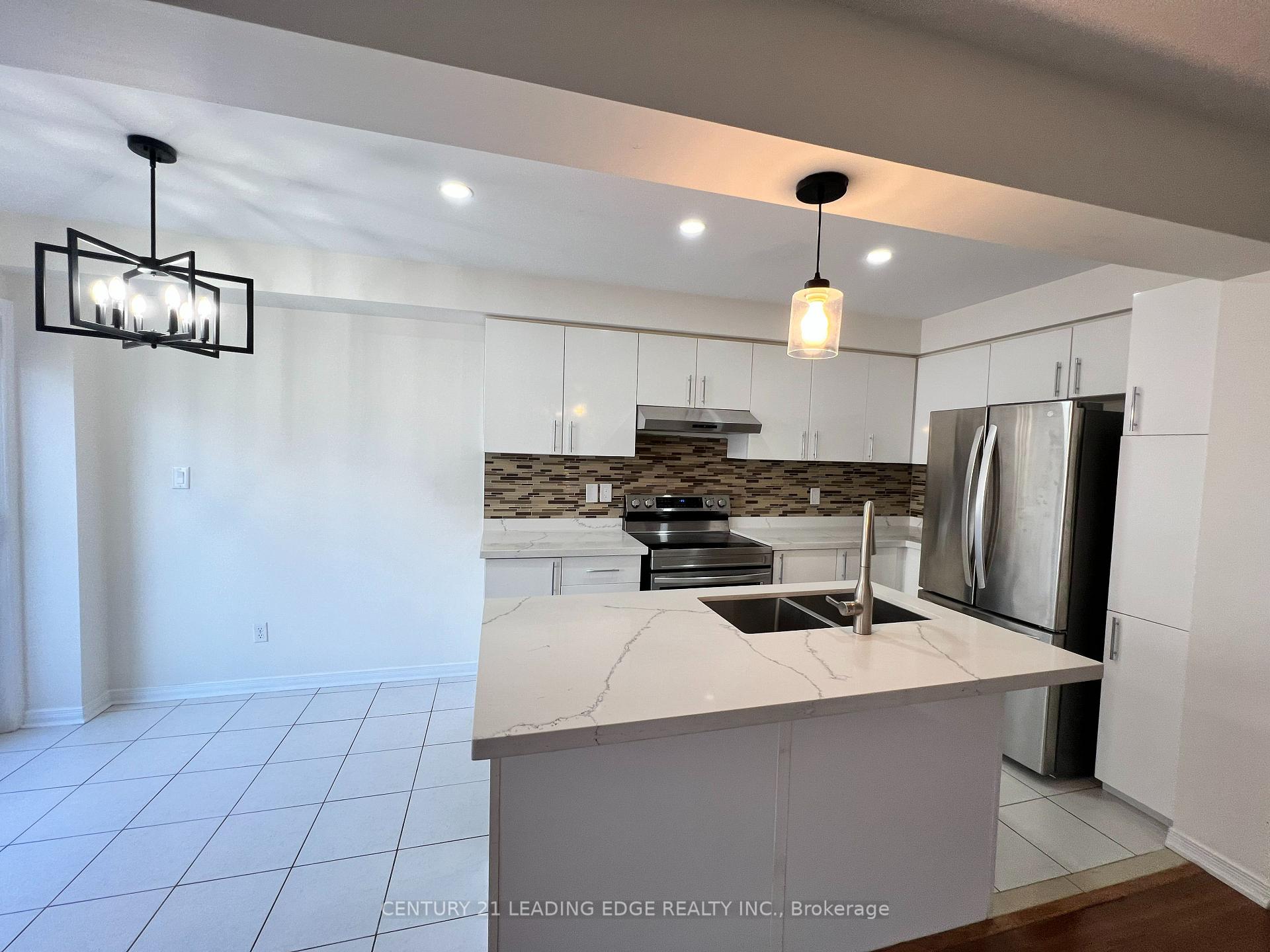 Photo 6 of 11 Talbotshire Street, Ajax, South West — HOMEH