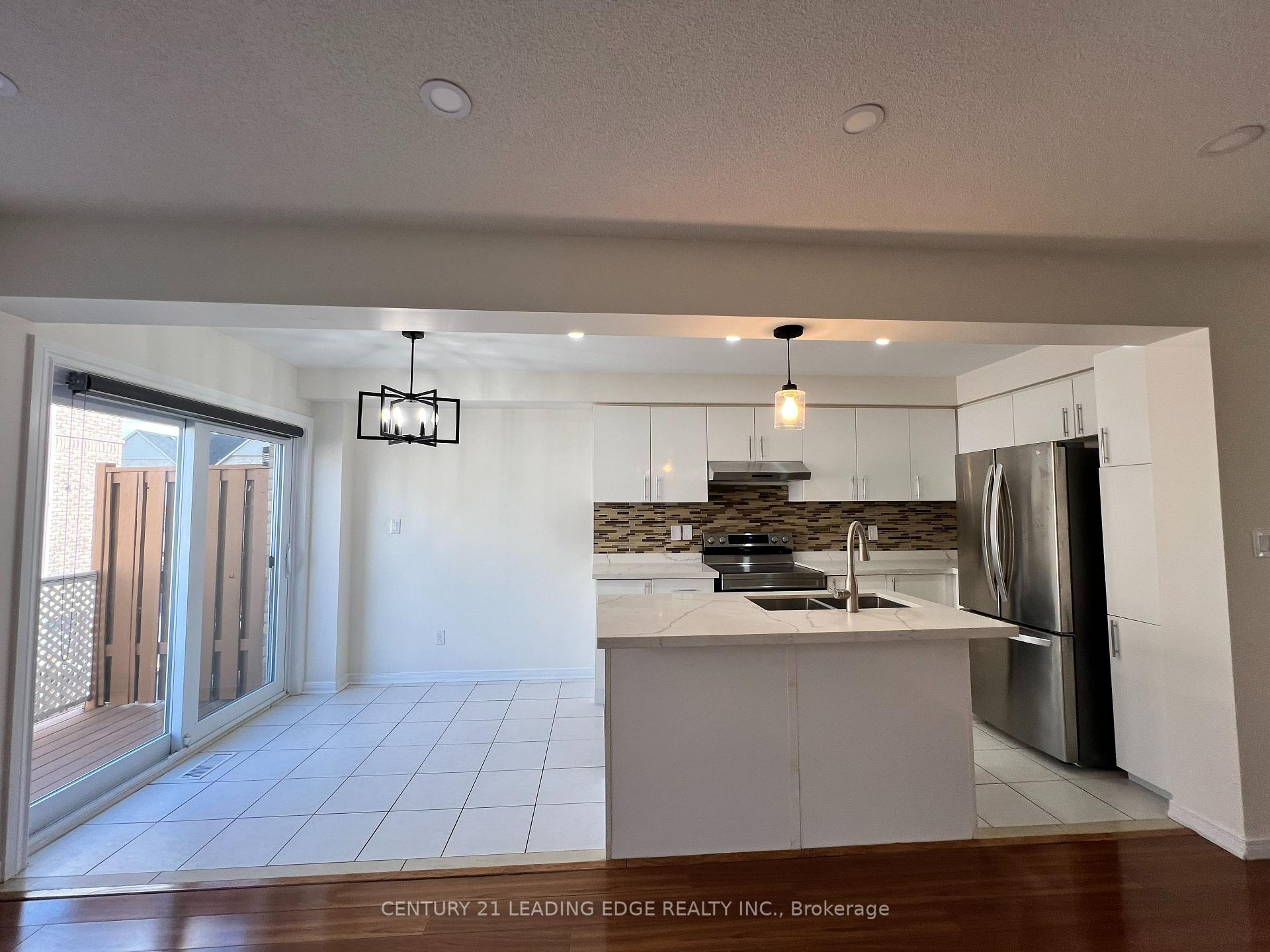 Photo 7 of 11 Talbotshire Street, Ajax, South West — HOMEH