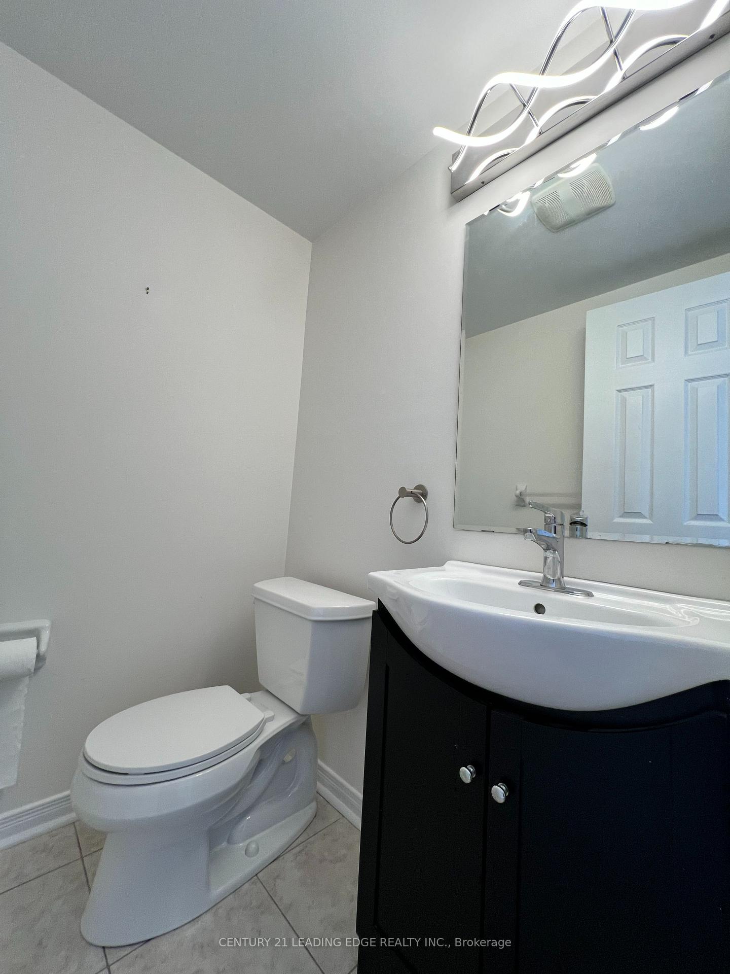 Photo 14 of 11 Talbotshire Street, Ajax, South West — HOMEH