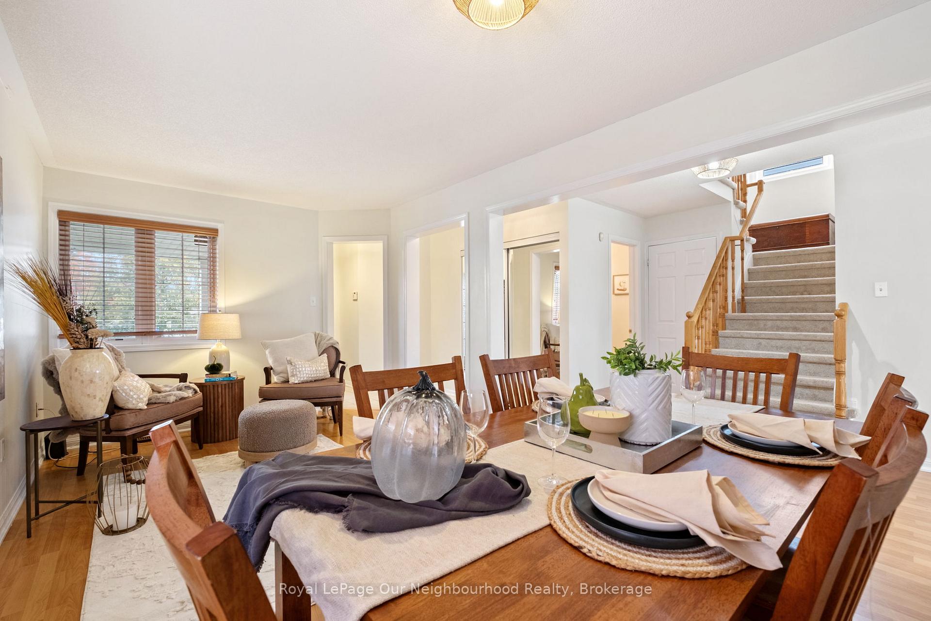 Photo 2 of 282 Bons Avenue, Clarington, Bowmanville — HOMEH