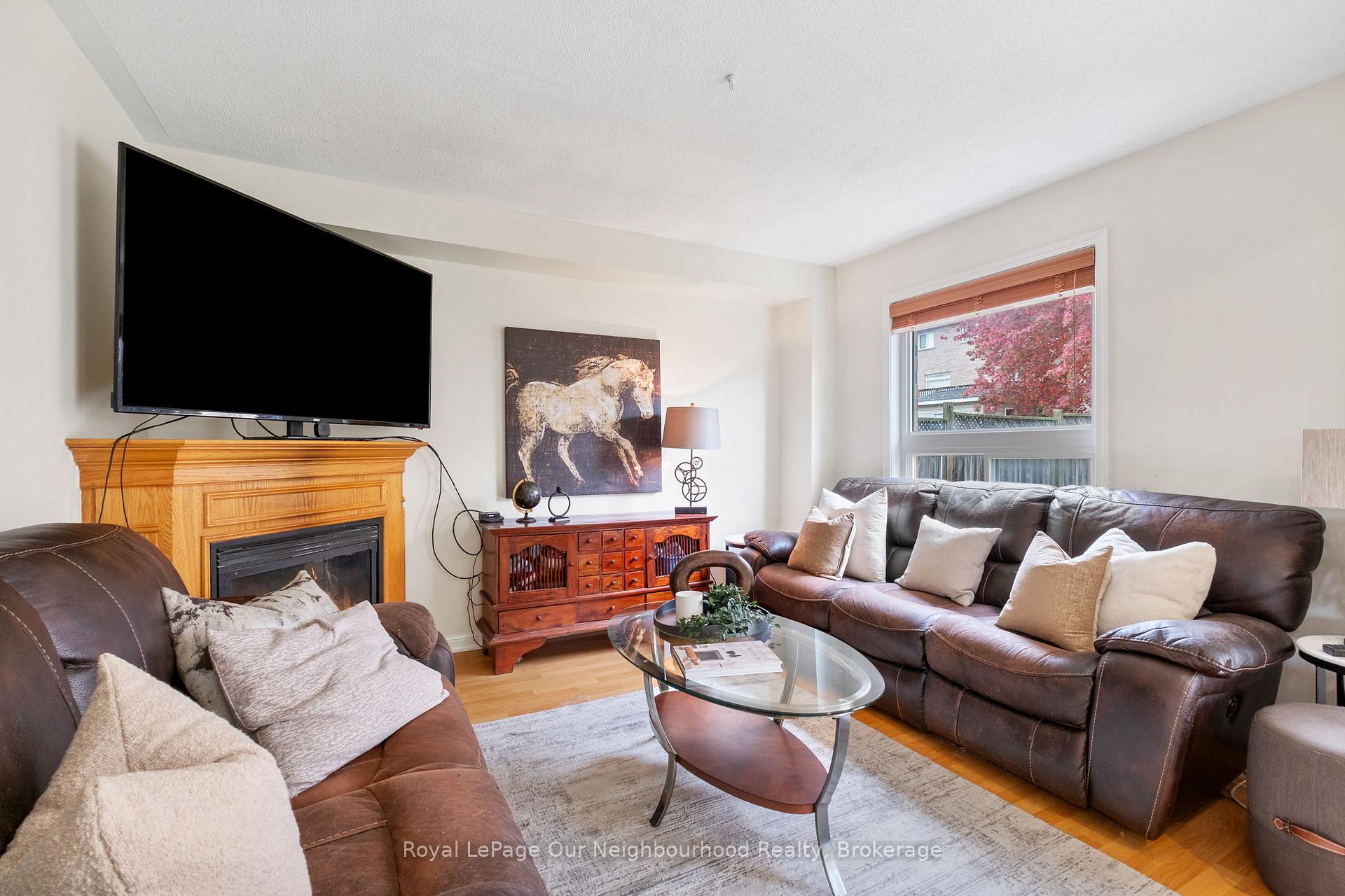 Photo 6 of 282 Bons Avenue, Clarington, Bowmanville — HOMEH