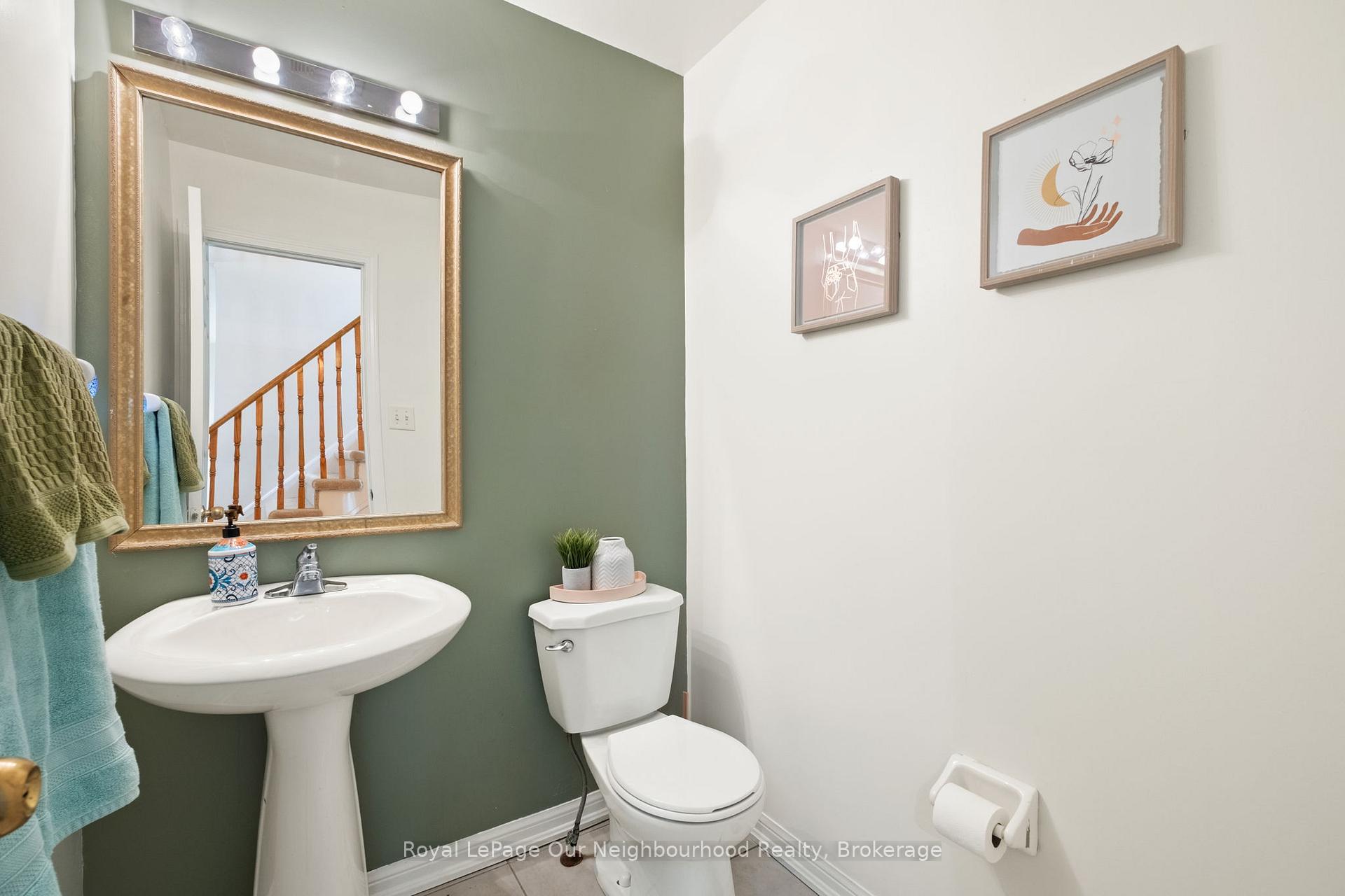 Photo 11 of 282 Bons Avenue, Clarington, Bowmanville — HOMEH