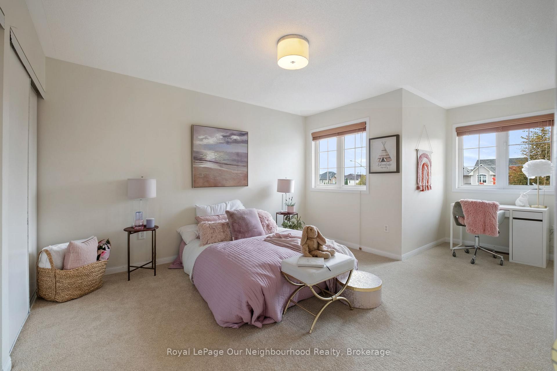 Photo 12 of 282 Bons Avenue, Clarington, Bowmanville — HOMEH