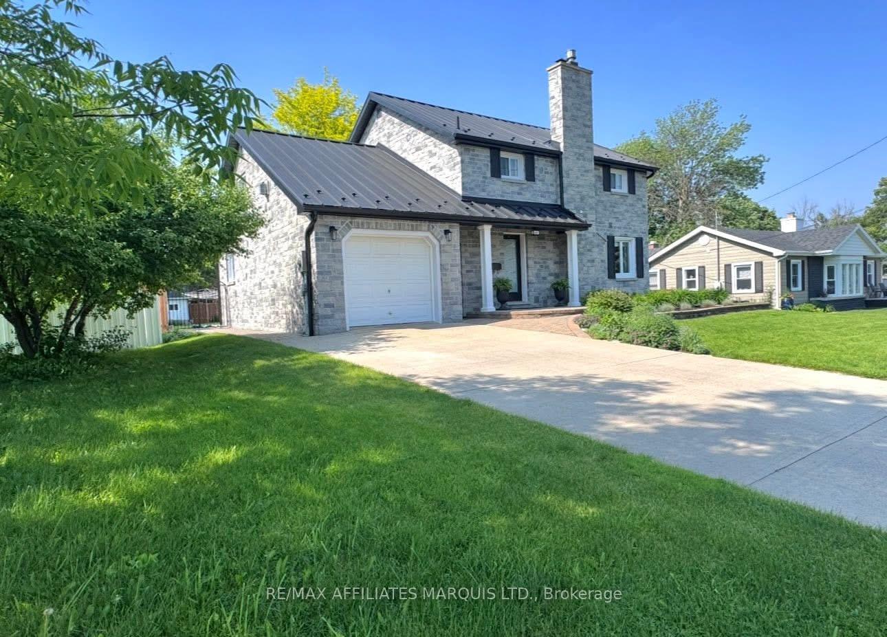 Photo 1 of 1601 Peter Street, Cornwall — HOMEH