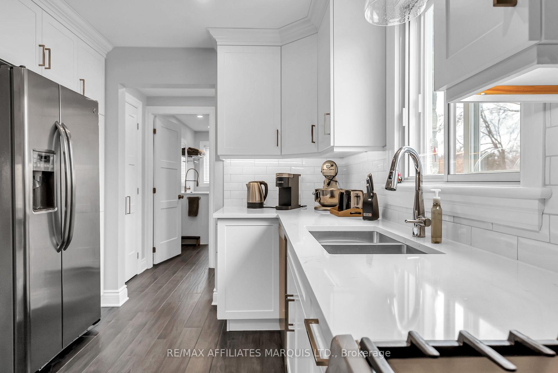 Photo 5 of 1601 Peter Street, Cornwall — HOMEH