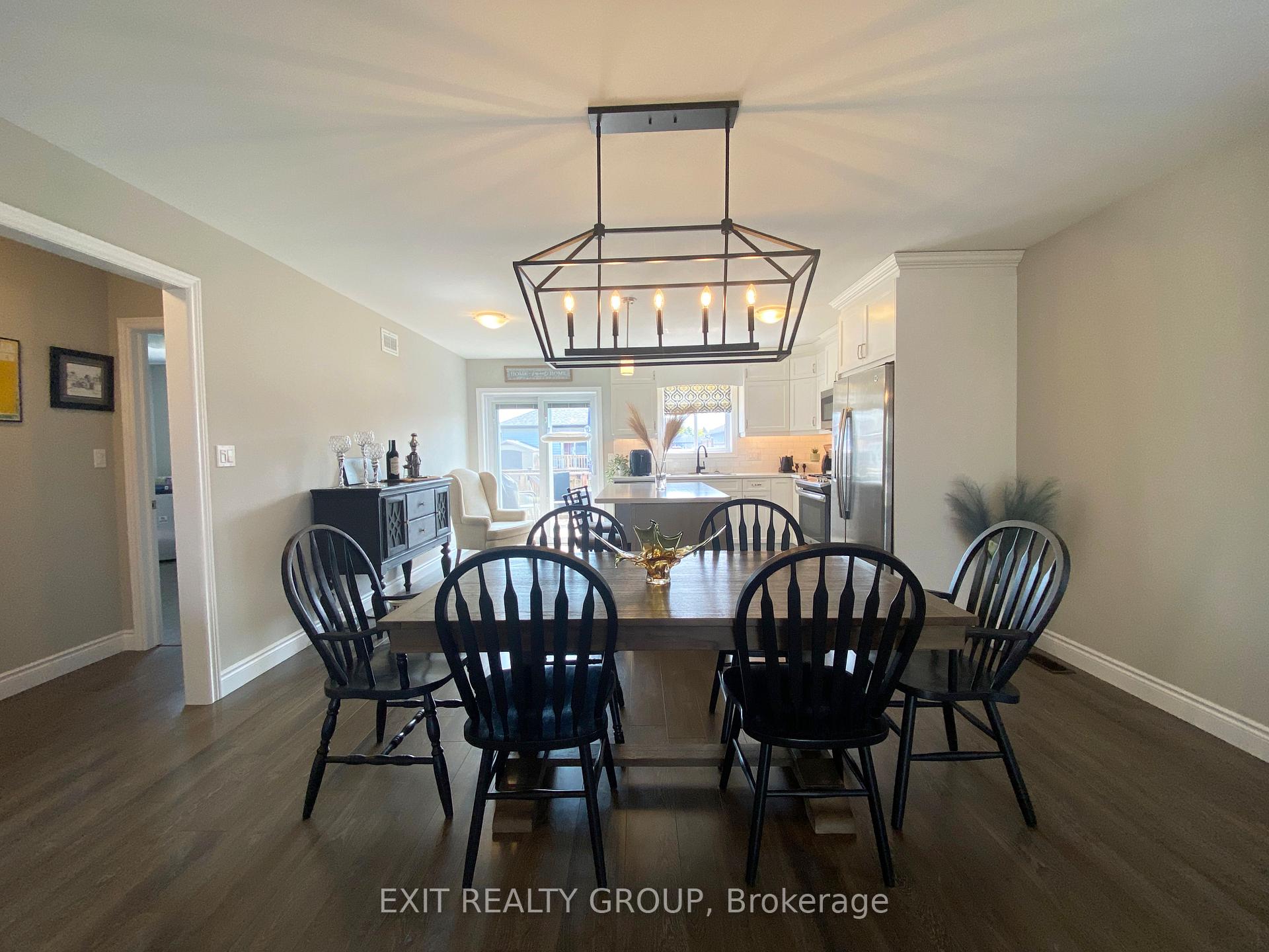 Photo 10 of 66 Deacon Place, Belleville, Belleville Ward — HOMEH
