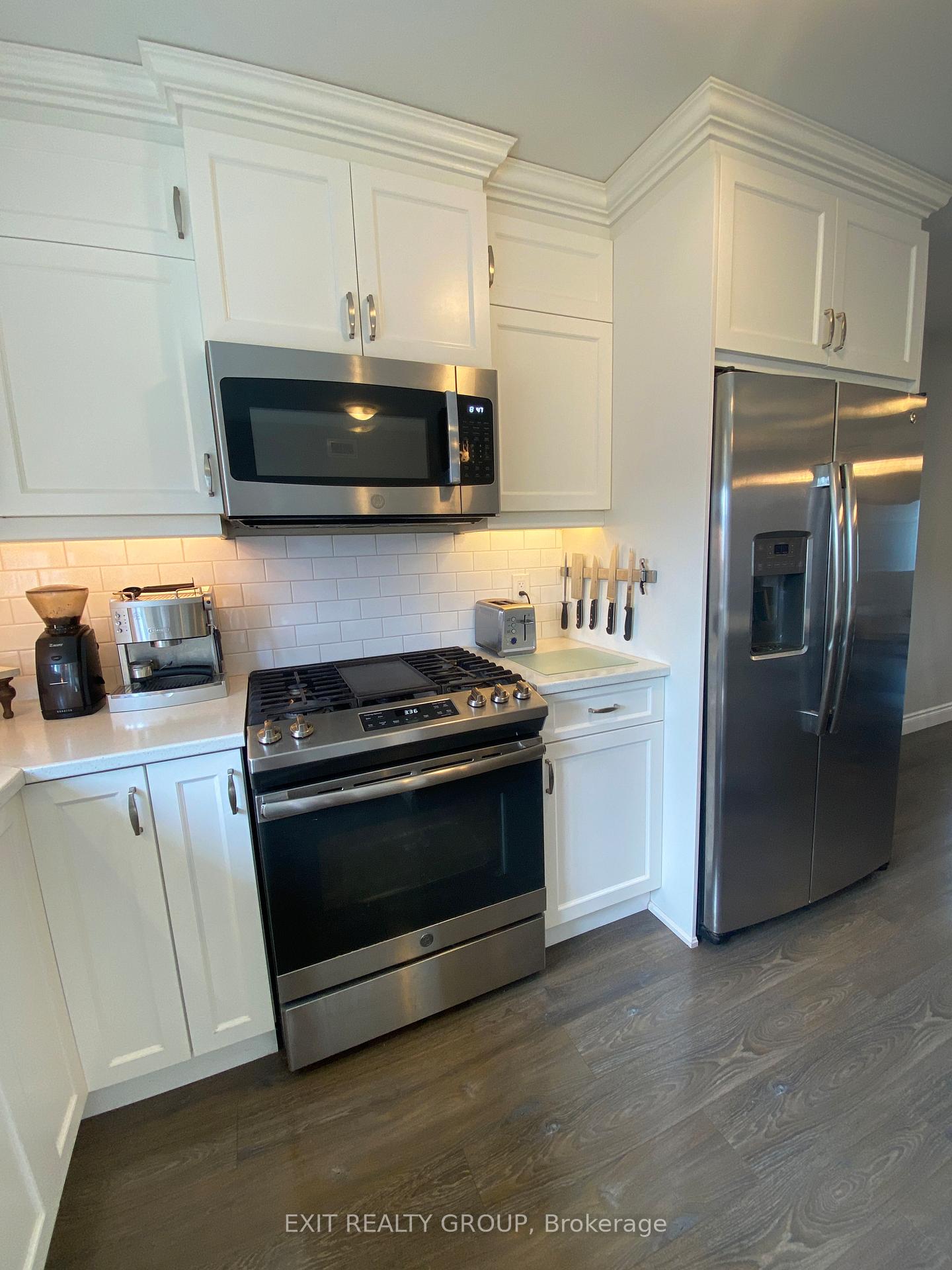Photo 17 of 66 Deacon Place, Belleville, Belleville Ward — HOMEH