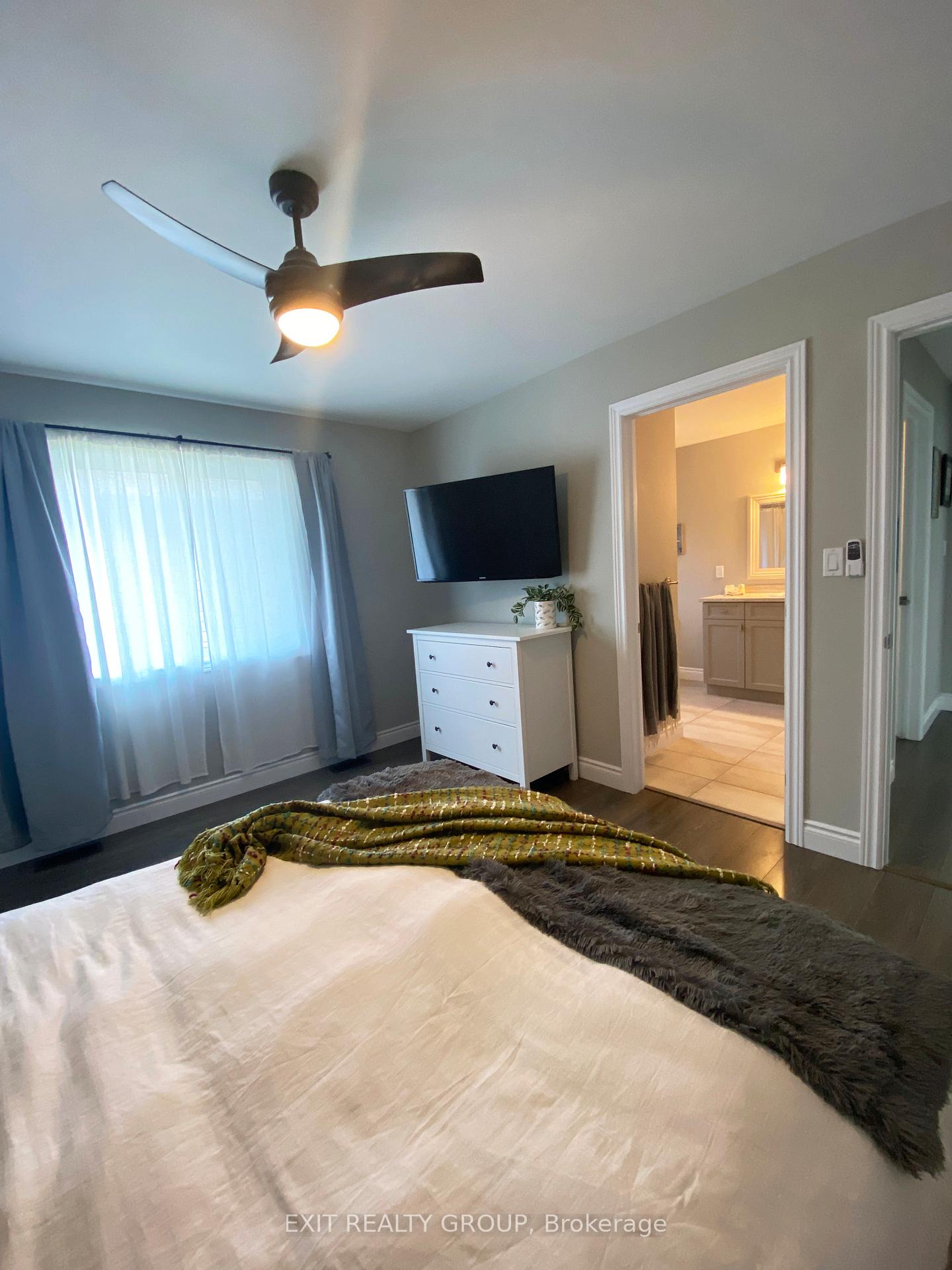 Photo 22 of 66 Deacon Place, Belleville, Belleville Ward — HOMEH