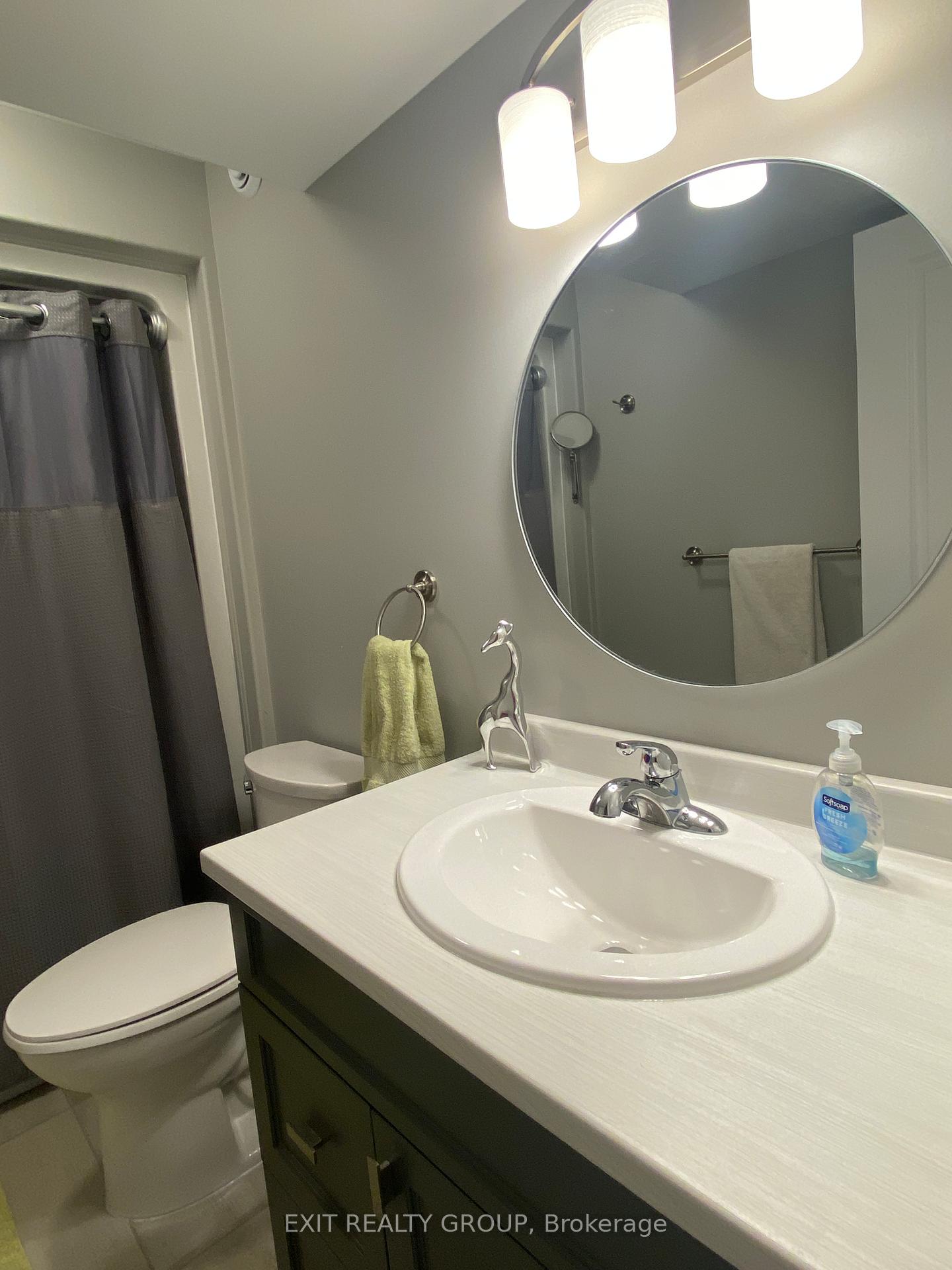 Photo 36 of 66 Deacon Place, Belleville, Belleville Ward — HOMEH