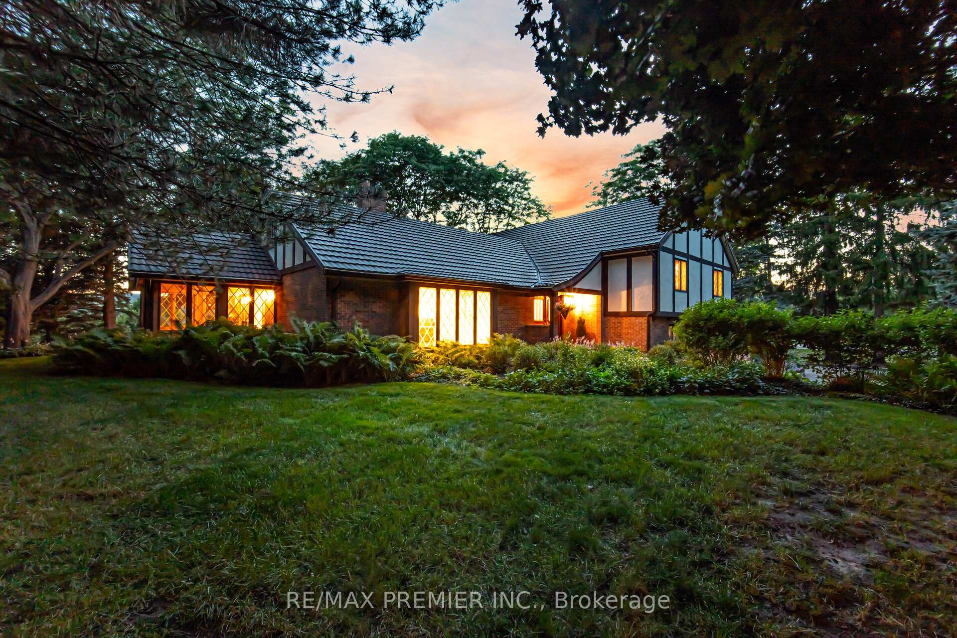 Photo 2 of 18 Ingleview Drive, Caledon, Inglewood — HOMEH