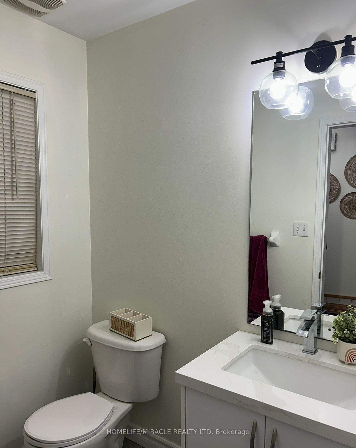 Photo 15 of 43 Bloomington Drive, Cambridge — HOMEH