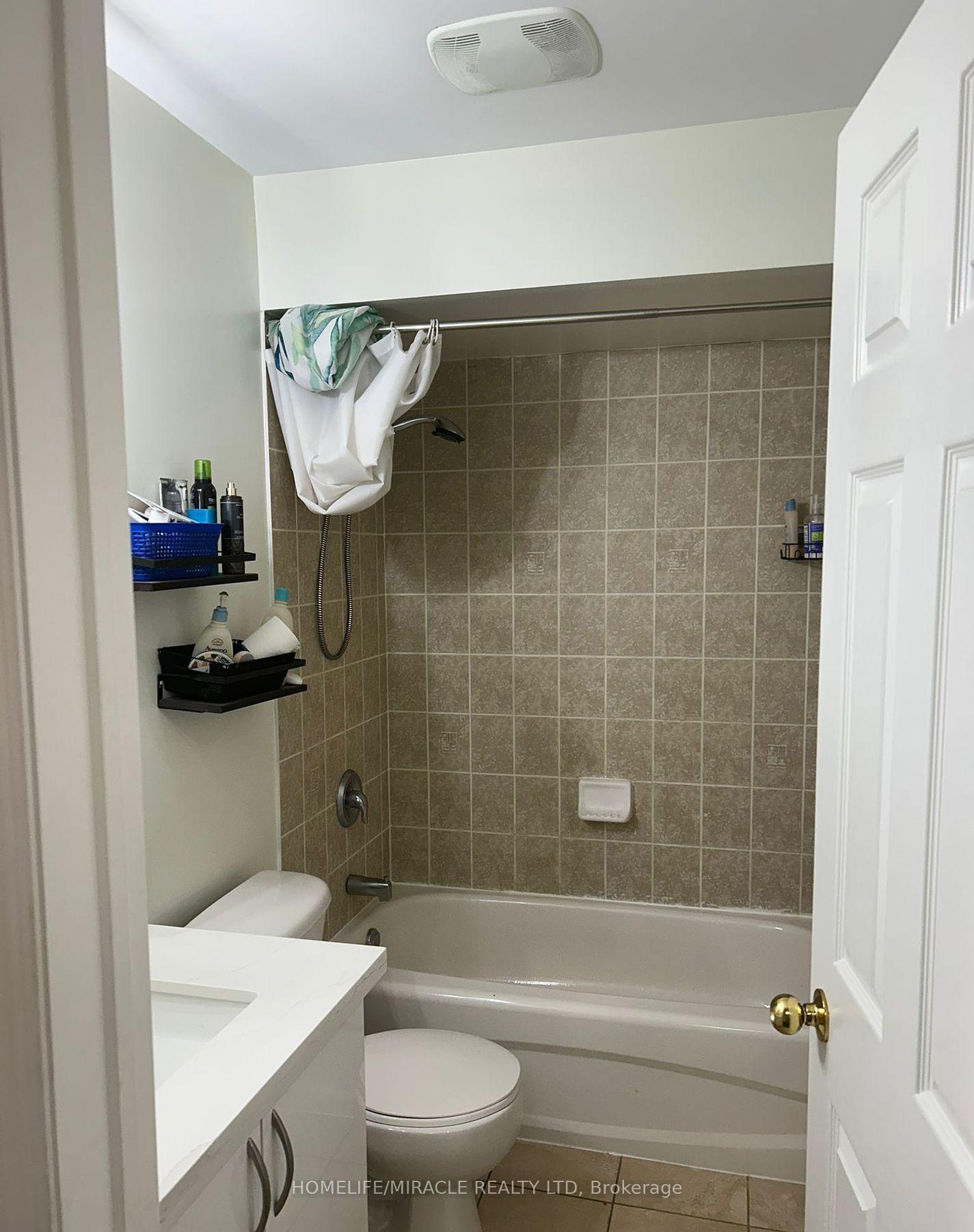 Photo 21 of 43 Bloomington Drive, Cambridge — HOMEH