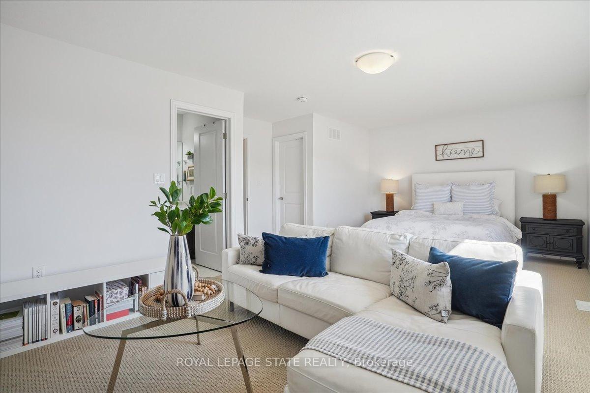 Photo 4 of 101 Tom Brown Drive, Brant, Paris — HOMEH