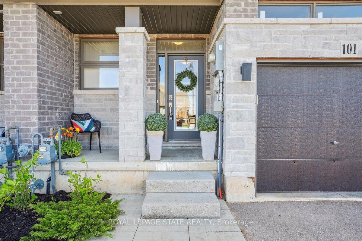 Photo 12 of 101 Tom Brown Drive, Brant, Paris — HOMEH