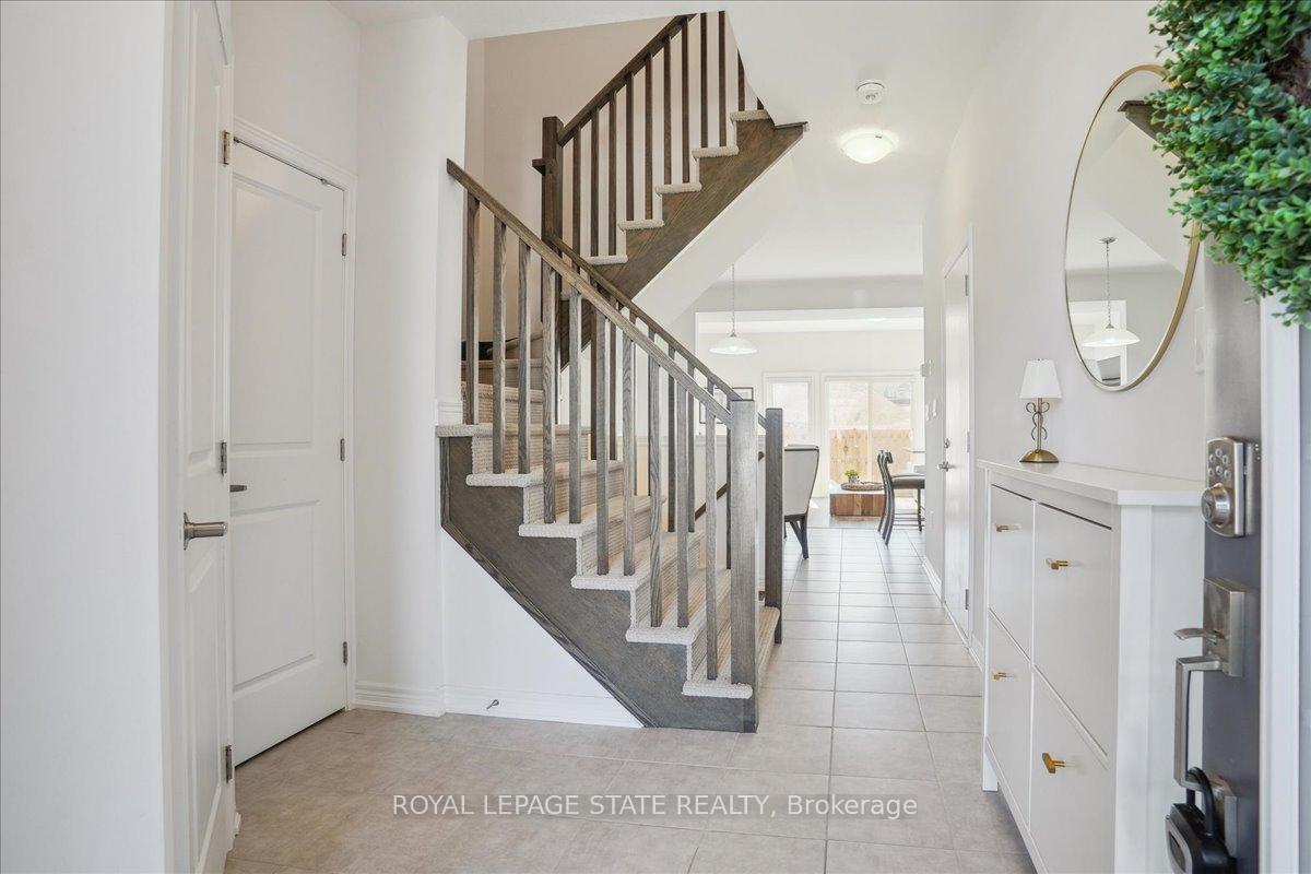 Photo 14 of 101 Tom Brown Drive, Brant, Paris — HOMEH