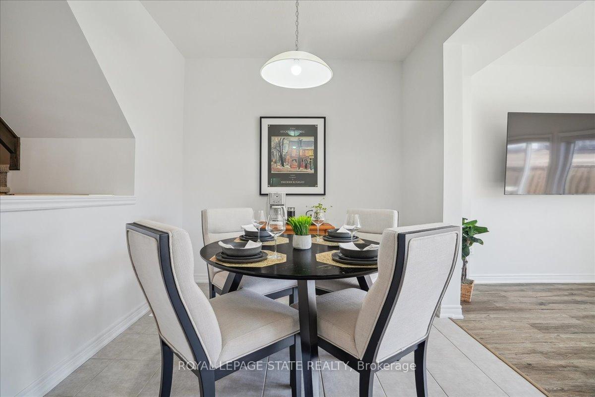 Photo 15 of 101 Tom Brown Drive, Brant, Paris — HOMEH