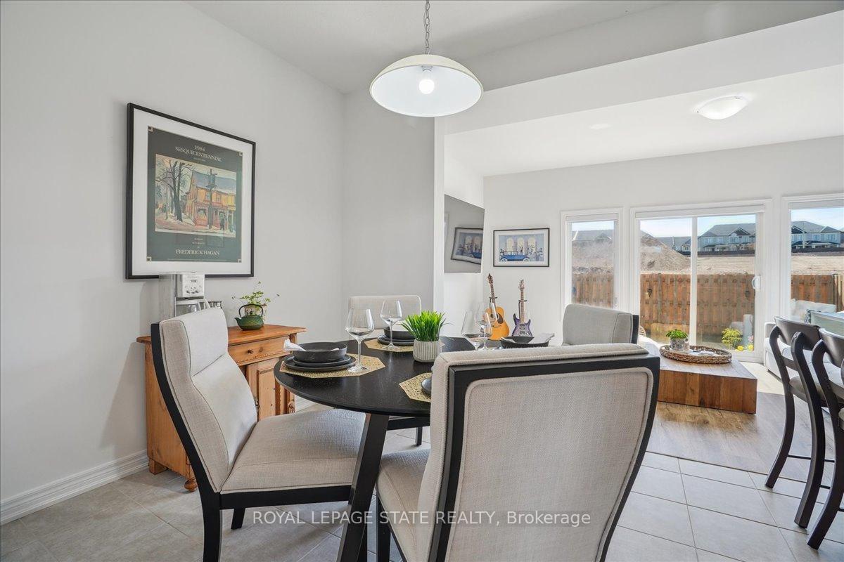 Photo 16 of 101 Tom Brown Drive, Brant, Paris — HOMEH