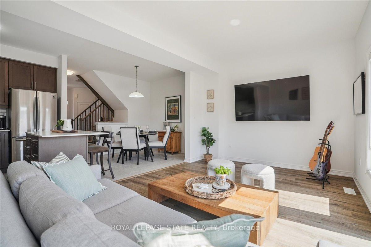 Photo 17 of 101 Tom Brown Drive, Brant, Paris — HOMEH