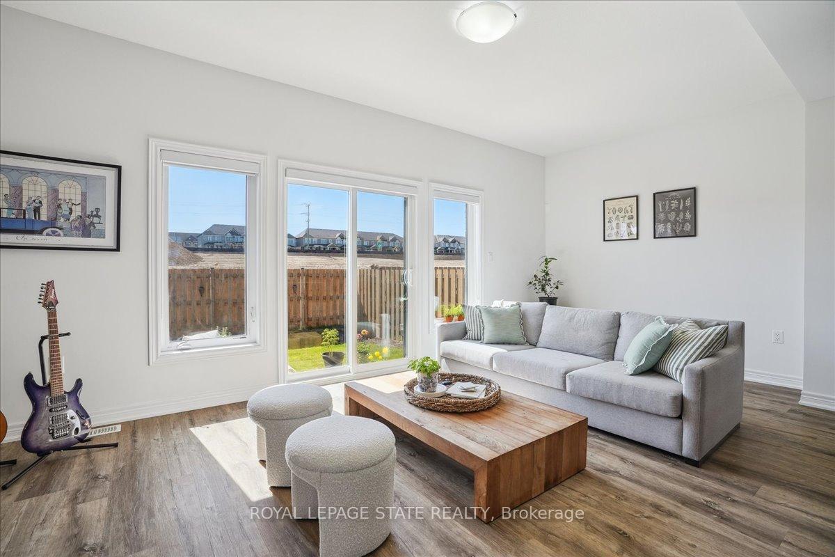 Photo 19 of 101 Tom Brown Drive, Brant, Paris — HOMEH